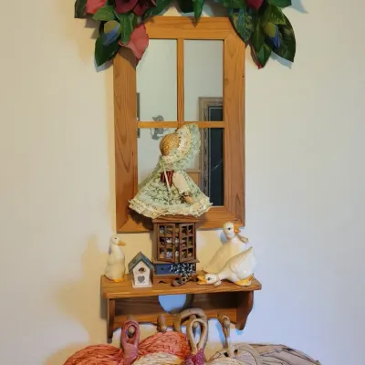 Sale Photo Thumbnail #95: Decor 