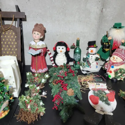 Sale Photo Thumbnail #138: Holiday 