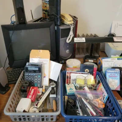 Sale Photo Thumbnail #84: Vintage electronics and office supplies