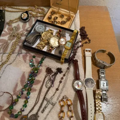Sale Photo Thumbnail #163