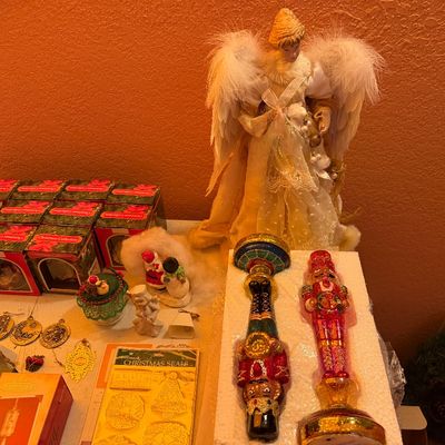 Sale Photo Thumbnail #443