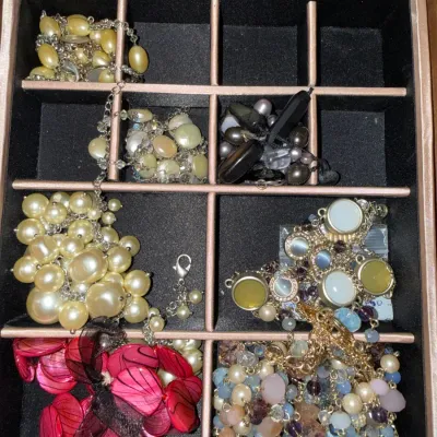 Sale Photo Thumbnail #277