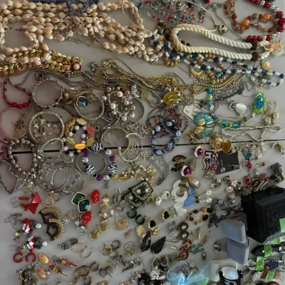 Sale Photo Thumbnail #201