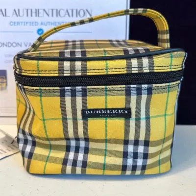 New With Tag Burberry London Authentic Vanity Pouch Yellow Check 