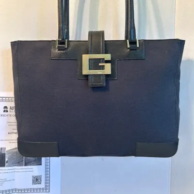 Gucci Authentic Canvas Tote Bag Black 