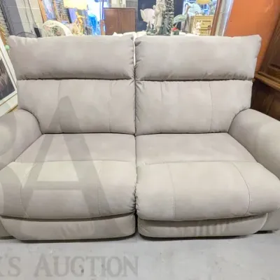 Sale Photo Thumbnail #628