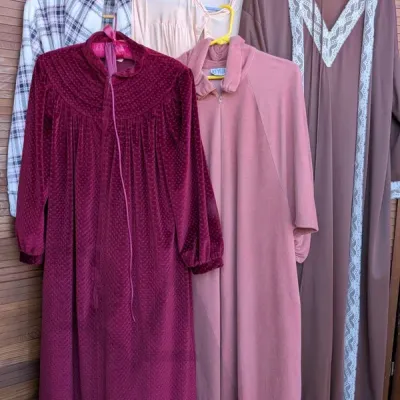Sale Photo Thumbnail #396