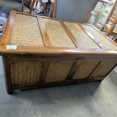 Sale Photo Thumbnail #570