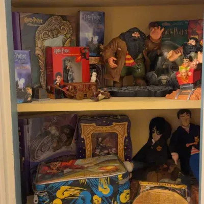 Sale Photo Thumbnail #56: Harry Potter Collectibles Figures & Memorabilia
