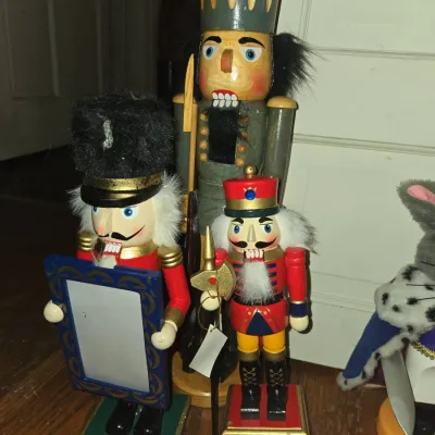 Sale Photo Thumbnail #259