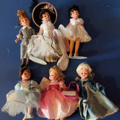Sale Photo Thumbnail #327