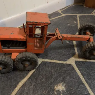 Sale Photo Thumbnail #13: Pressed Steel Toy Road Grader
