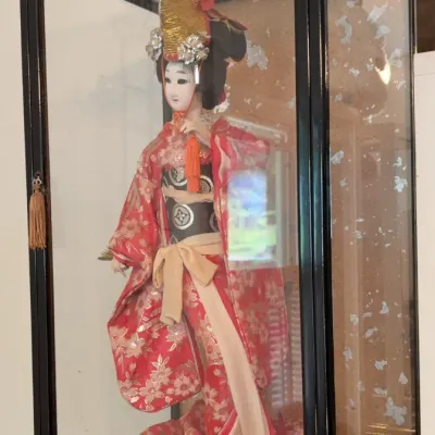 Sale Photo Thumbnail #187: Japanese Geisha Doll in Red Kimono w/Case
