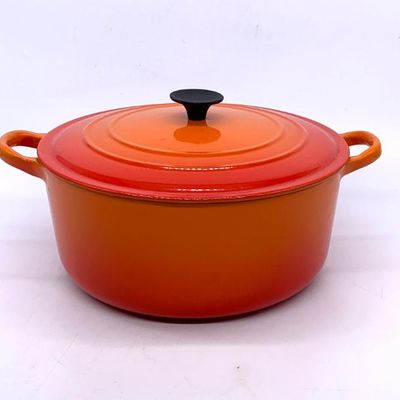 Sale Photo Thumbnail #34: Le Creuset casserole