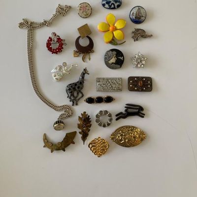 Sale Photo Thumbnail #107