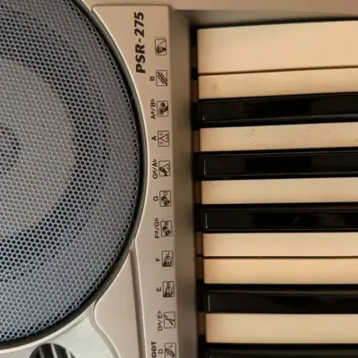 Sale Photo Thumbnail #58: Yamaha PSR-275 electronic keyboard