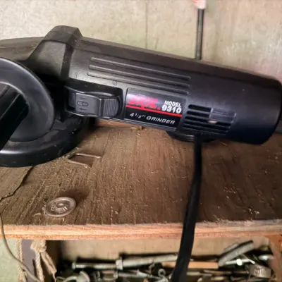 Sale Photo Thumbnail #17: Craftsman electric leaf blower
