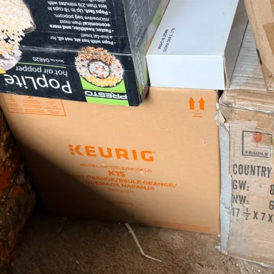 Sale Photo Thumbnail #47: Boxed Keurig K15, Presto PopLite & vintage 12-band radio