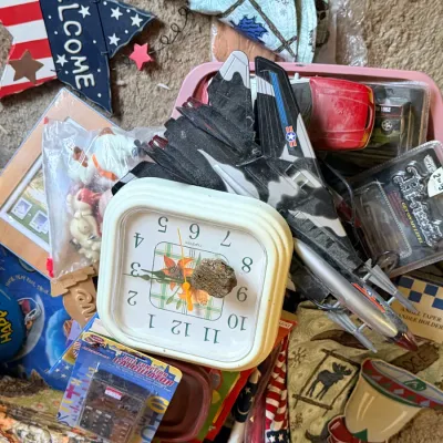 Sale Photo Thumbnail #49: Boxed Ingraham clocks & assorted household goods