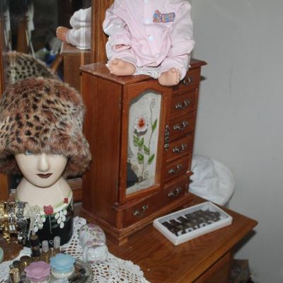 Sale Photo Thumbnail #102