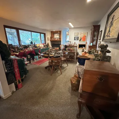Sale Photo Thumbnail #355