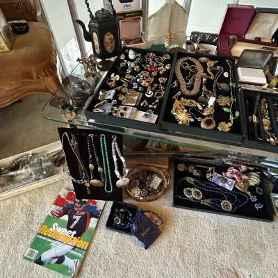 Sale Photo Thumbnail #59