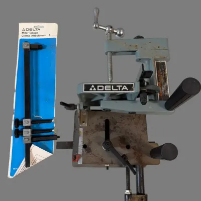 LH153HI - Delta Tenoning Jig & Packaged Mini Clamp