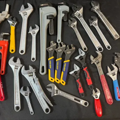 LH549HI - Assortment Of Vice Grips/Crescent Wrenches/Adjustable Pipe Wrenches