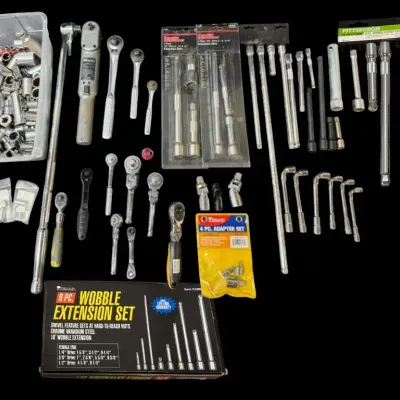 LH105HI - Assorted Ratchets, Sockets, Extensions & Drive Adapters