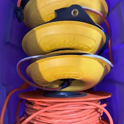 LH520HI - Electric Cord and Cord Wheel Lot With Wonder Winder and Cord Pro