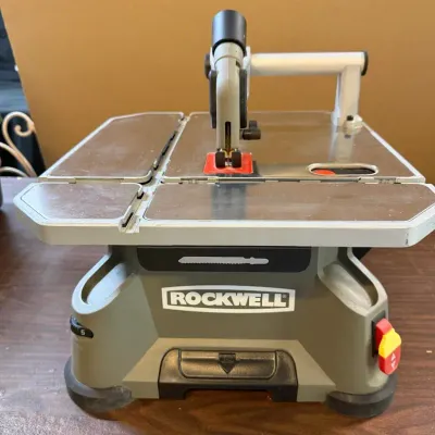 LH305CF9 - Rockwell Blade Runner Table Top Saw
