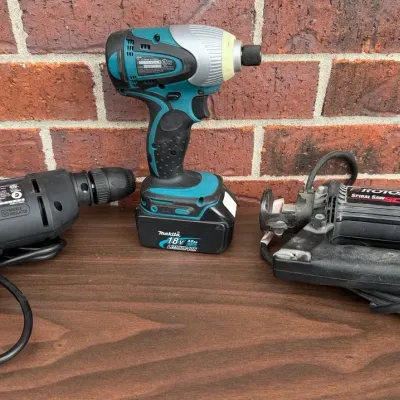 LH302HI - Misc Power Tools - Makita, Rotozip, Drill Master 