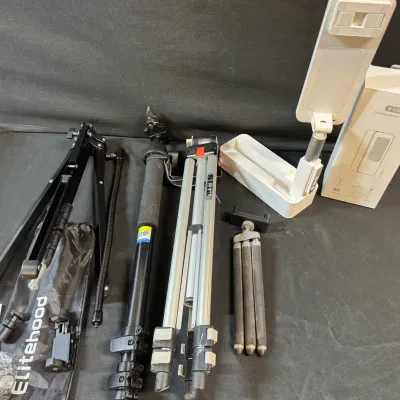 LH526HI - Tripod/Mobile Phone Stand Lot: SLIK/Elite Hood/More 