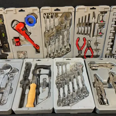 LH525HI - AllTrade: Multipiece Mechanics And Hand Tool Set