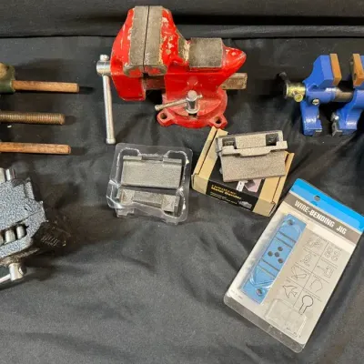 LH554HI - Vices including Forge, Bench Clamps and Accessories