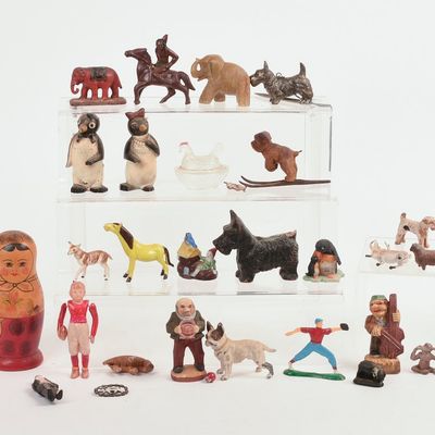 Sale Photo Thumbnail #94: Large Group of Small Figures.