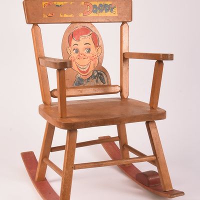 Sale Photo Thumbnail #42: Howdy Doody Children's Musical Rocker.