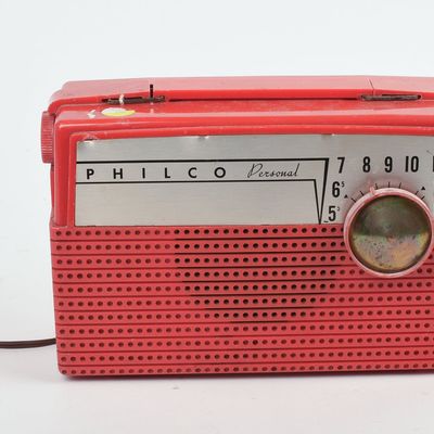 Sale Photo Thumbnail #84: Philco Personal Radio.