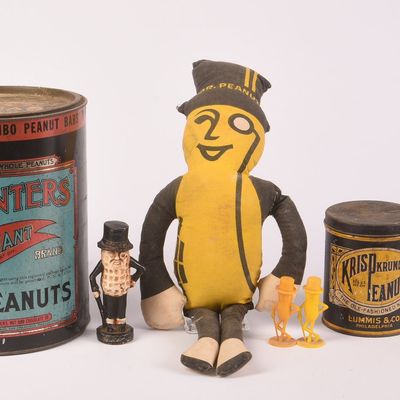 Vintage Mr. Peanut and Peanut Items.