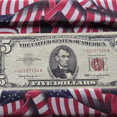 Sale Photo Thumbnail #105: 1963 Series U.S. $5 Red Seal Star Replacement Note