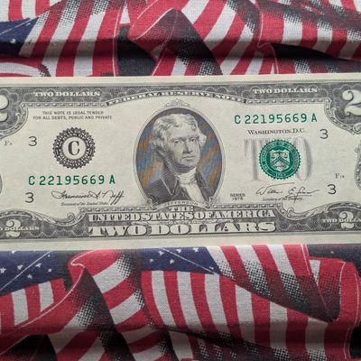 1976 Series U.S. $2 Federal Reserve Note - Unc.