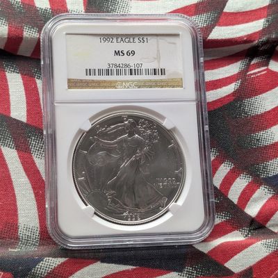 Sale Photo Thumbnail #327: 1992 American Silver Eagle One Troy Oz. .999 Silver NGC MS 69