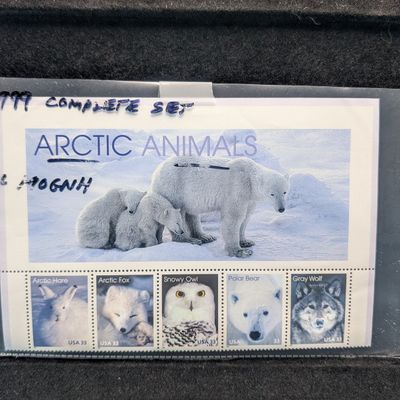 Sale Photo Thumbnail #358: 1999 Arctic Animals Sheet Of Stamps, Mint Original Gum, Never Hinged