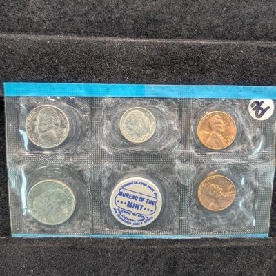 Sale Photo Thumbnail #325: 1968-P Only U.S. Mint Uncirculated Coin Set, No Envelope - Includes 40% Silver Kennedy Half Dollar & "S" Mint Mark Cent
