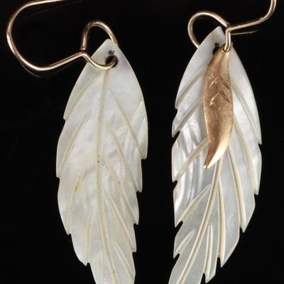 Sale Photo Thumbnail #175: 14K YELLOW GOLD MOTHER OF PEARL FEATHER EARRINGS