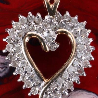 Sale Photo Thumbnail #401: ~0.5CTW DIAMOND OPEN HEART LADIES PENDANT