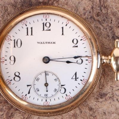 Sale Photo Thumbnail #294: 14K YELLOW GOLD WALTHAM POCKET WATCH ANTIQUE