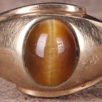 Sale Photo Thumbnail #306: 10K YELLOW GOLD MENS RING W/ TIGERS EYE STONE