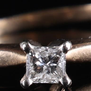 Sale Photo Thumbnail #106: NATURAL DIAMOND 10K YELLOW GOLD LADIES RING