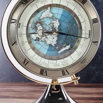 Sale Photo Thumbnail #162: VINTAGE SEIKO WORLD QUARTZ CLOCK GLOBE W/ BOX